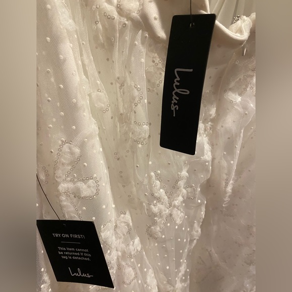 Brand new with tags angelic Moment White Swiss Dot Sequin Tulle Midi - Picture 4 of 4